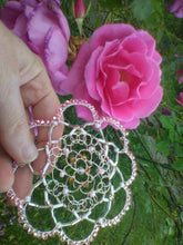 Load image into Gallery viewer, Rose Gold Wire Kippah with translucent focal, pink pearls, white and silver bugle beads and pink Czech glass beads