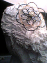Load image into Gallery viewer, Lightweight Black and Gold Beaded Wire Kippah with Gold Button (Original Sold: expect variations)