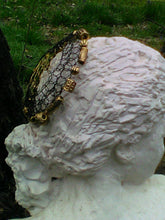 Load image into Gallery viewer, Black and Gold Wire woman's yarmulke. Gold colored Moroccan design beads around the outside of the kippah.