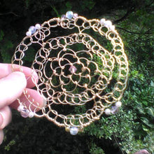 Load image into Gallery viewer, Gold wire kippah with pink  and citrine crystals and pearls