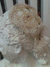 Load image into Gallery viewer, Side view of kippah on sculpture