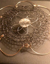 Load image into Gallery viewer, Silver, gold and black wire flower kippah with button focal

