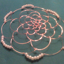 Load image into Gallery viewer, Rose gold and pearl  kippah on teal background
