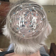 Load image into Gallery viewer, Teal and silver beaded wire kippah on woman&#39;s head
