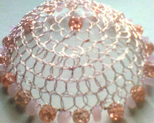Load image into Gallery viewer, Peach and pink glass beads on rose gold wire kippah
